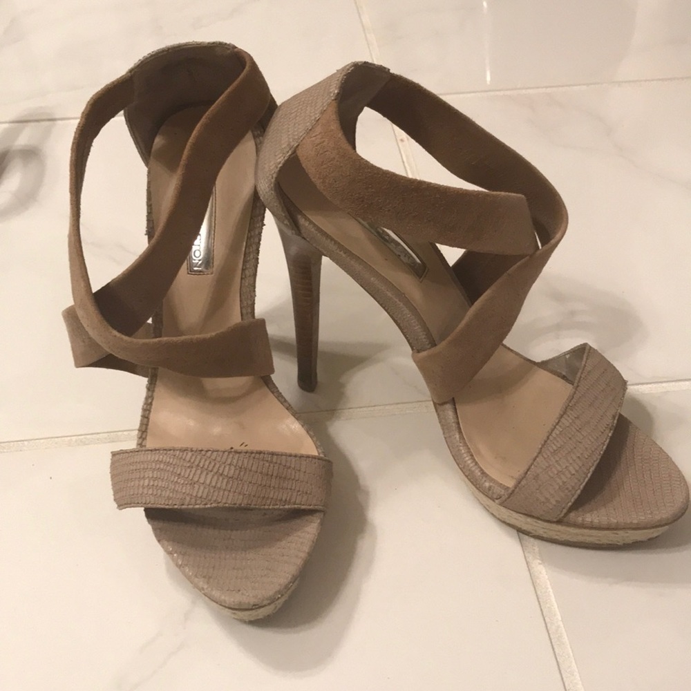 Halston Heritage Beige heels. Size 8.